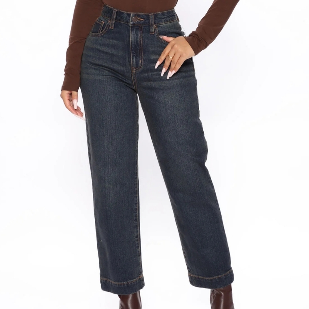 Kensington High Rise Ankle Straight Leg Jeans. Size 9